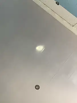 Snapshot of BlueIceCube chatting on January 2025 08:20:01 AM BlueIceCube online show from January 2025 08:20:01 AM