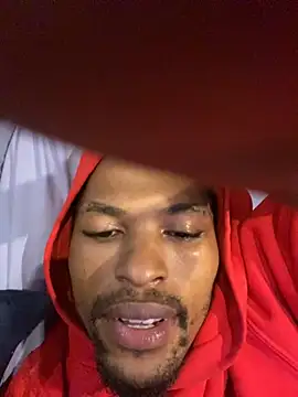 Snapshot of BlueIceCube chatting on February 2025 12:04:02 PM BlueIceCube online show from February 2025 12:04:02 PM