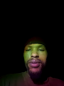 Snapshot of BlueIceCube chatting on October 2025 05:36:02 PM BlueIceCube online show from October 2025 05:36:02 PM