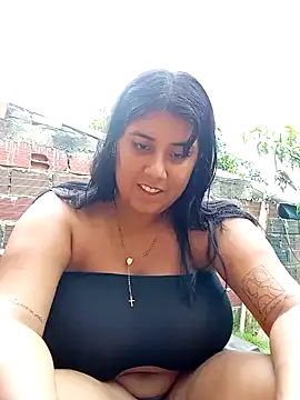 andreinabigtits online show from December 2024 06:46:02 PM