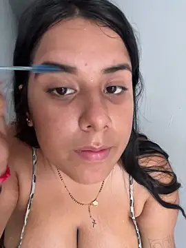 andreinabigtits online show from January 2025 01:20:01 PM