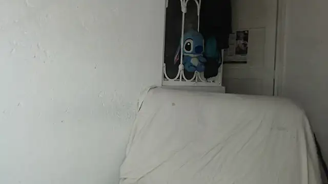 skinny sweet2411 online show from October 2025 06:25:01 AM