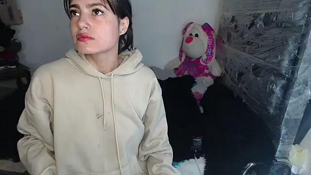 skinny sweet2411 online show from November 2025 12:49:02 PM