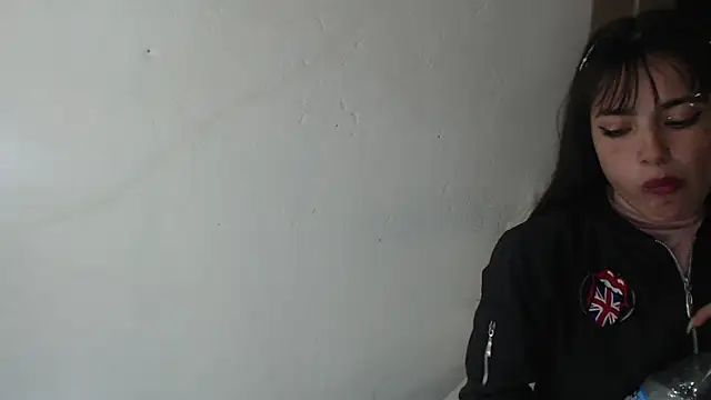 skinny sweet2411 online show from September 2025 12:05:01 PM