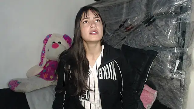 skinny sweet2411 online show from February 2026 05:34:02 PM