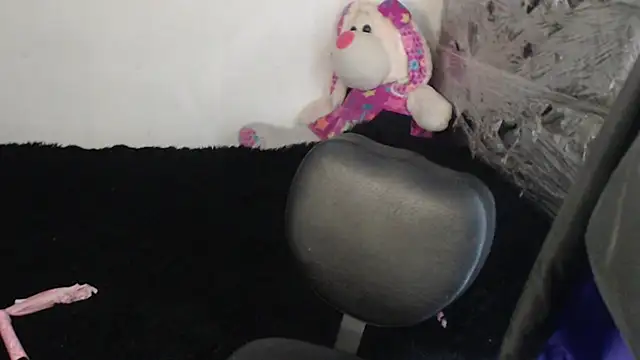 skinny sweet2411 online show from December 2025 04:13:02 AM