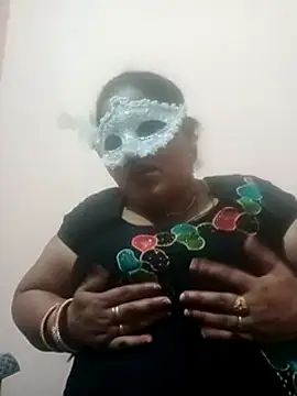 Snapshot of seemi_bhabhi chatting on March 2025 08:21:01 PM seemi bhabhi online show from March 2025 08:21:01 PM