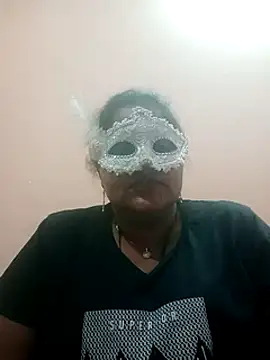 Snapshot of seemi_bhabhi chatting on February 2025 06:04:02 PM seemi bhabhi online show from February 2025 06:04:02 PM