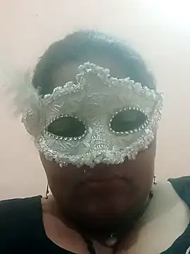 Snapshot of seemi_bhabhi chatting on March 2025 05:08:02 PM seemi bhabhi online show from March 2025 05:08:02 PM