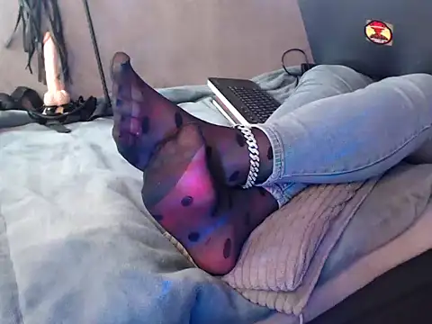 GoddessMonicaNylon online show from October 2025 12:46:01 PM