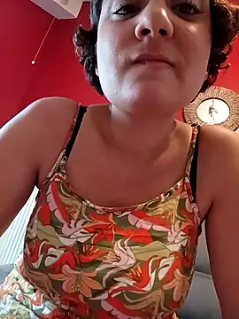 Snapshot of Nell-X chatting on October 2025 11:01:01 AM Nell-X online show from October 2025 11:01:01 AM