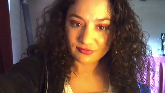 Snapshot of Nell-X chatting on January 2025 10:05:01 AM Nell-X online show from January 2025 10:05:01 AM