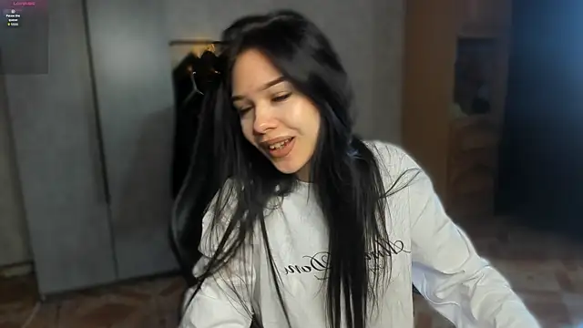 SweetyDeviliya online show from April 2026 06:07:02 AM