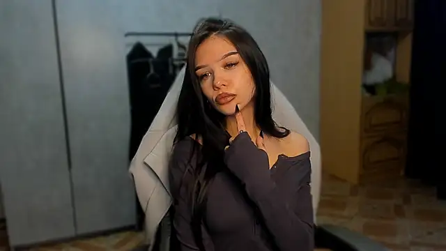 SweetyDeviliya online show from May 2026 02:37:02 PM