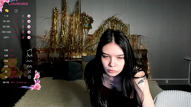 Snapshot of SweetyDeviliya chatting on February 2025 12:11:02 PM SweetyDeviliya online show from February 2025 12:11:02 PM