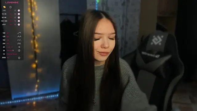 SweetyDeviliya online show from December 2025 04:18:02 AM