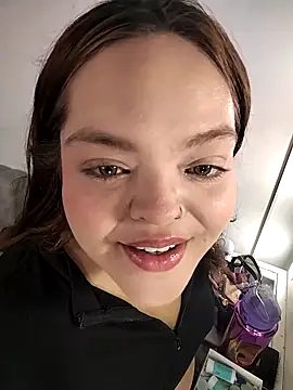 Snapshot of Dakota-Bruce chatting on December 2025 03:07:01 PM Dakota-Bruce online show from December 2025 03:07:01 PM