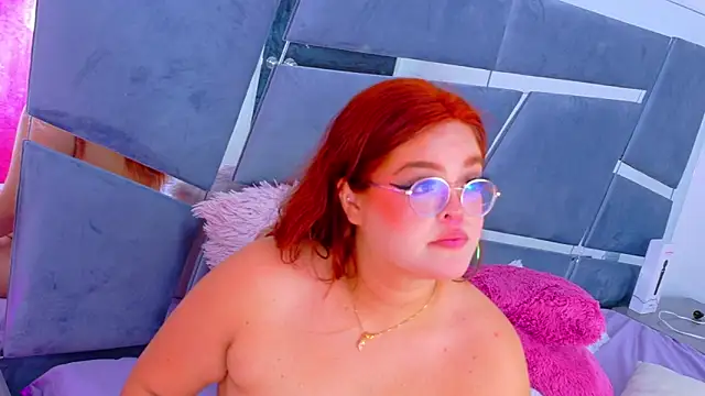 Snapshot of Dakota-Bruce chatting on March 2025 07:26:02 PM Dakota-Bruce online show from March 2025 07:26:02 PM