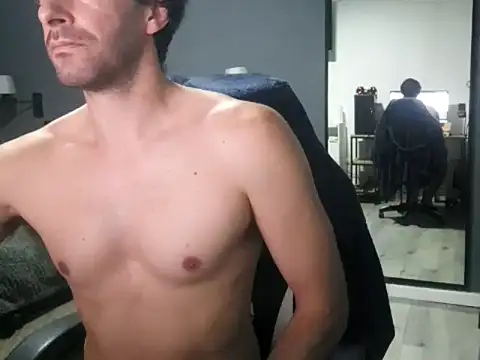 Alexsito77 online show from May 2026 09:51:01 PM