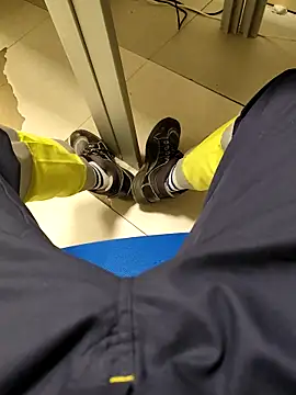 coppiapazza online show from February 2025 06:24:02 AM