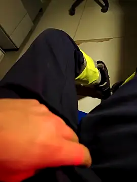 coppiapazza online show from February 2025 01:36:01 AM