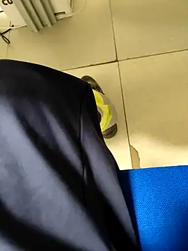 coppiapazza online show from February 2025 09:00:01 PM