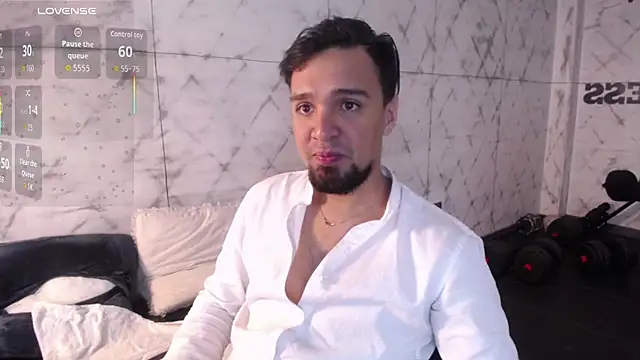 Edward max online show from November 2025 08:31:02 PM