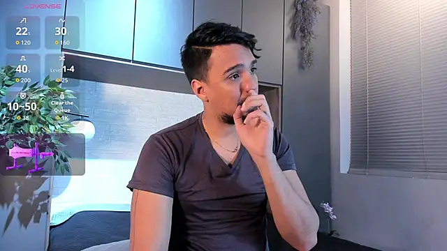 Edward max online show from November 2025 03:27:01 AM