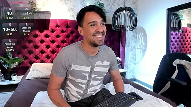 Edward max online show from October 2025 03:40:01 AM