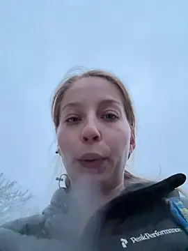 Hr Frk Olsen online show from February 2026 04:41:01 PM