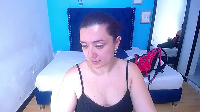 kinky redhead18 online show from November 2025 02:10:01 PM