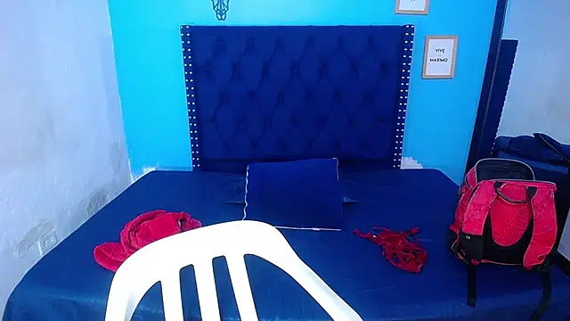 kinky redhead18 online show from October 2025 01:12:02 PM