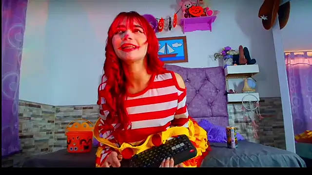 Snapshot of Melannytaylor chatting on October 2025 09:00:01 PM Melannytaylor online show from October 2025 09:00:01 PM