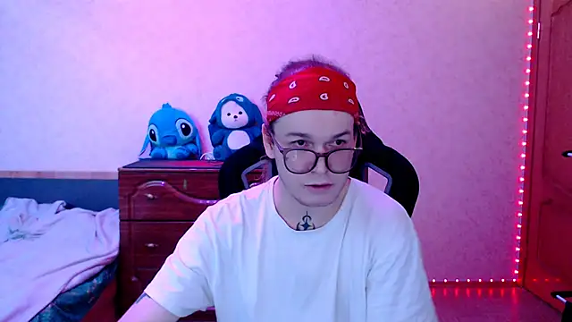 Steve Mi online show from September 2025 01:33:01 PM