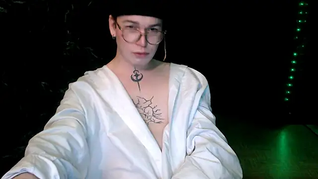 Steve Mi online show from November 2025 12:55:01 AM