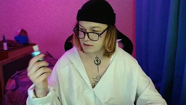 Steve Mi online show from November 2025 03:49:02 PM