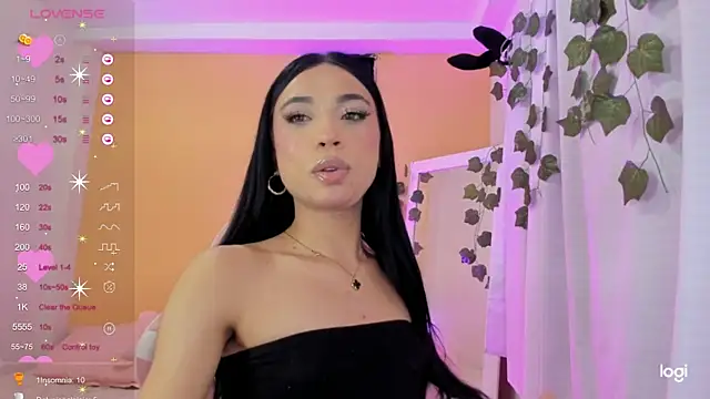 Snapshot of AndreaSweet_ chatting on February 2025 04:46:02 AM AndreaSweet  online show from February 2025 04:46:02 AM