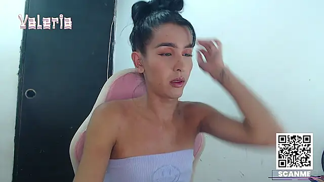 liissa 0 online show from February 2026 04:12:01 AM