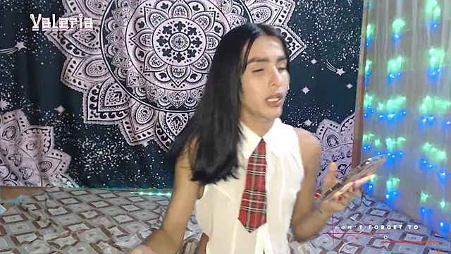 liissa 0 online show from December 2025 04:13:02 AM