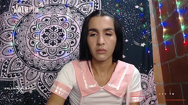 liissa 0 online show from November 2025 02:22:02 AM