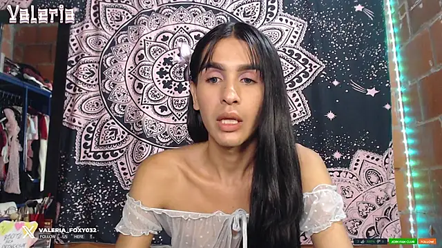 liissa 0 online show from September 2025 01:45:02 AM