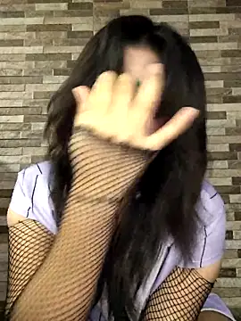 Elsa sweet online show from October 2025 03:43:01 AM