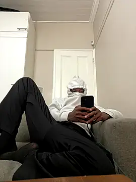 Mischevous T69 online show from September 2025 11:16:02 AM