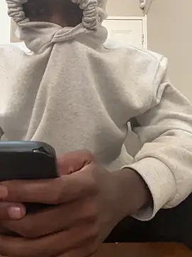 Mischevous T69 online show from October 2025 08:16:02 AM