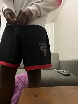 Mischevous T69 online show from October 2025 07:58:01 PM