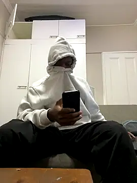 Mischevous T69 online show from September 2025 08:16:02 PM