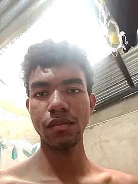 Snapshot of Reynold2608 chatting on January 2025 05:52:02 PM Reynold2608 online show from January 2025 05:52:02 PM