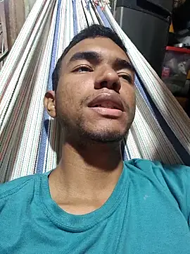 Snapshot of Reynold2608 chatting on November 2025 01:39:01 AM Reynold2608 online show from November 2025 01:39:01 AM