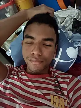 Snapshot of Reynold2608 chatting on November 2025 07:57:01 PM Reynold2608 online show from November 2025 07:57:01 PM