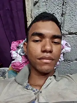 Snapshot of Reynold2608 chatting on November 2025 05:39:02 PM Reynold2608 online show from November 2025 05:39:02 PM